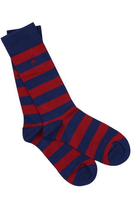 socks-burgundy-striped-bamboo-socks-1_600x